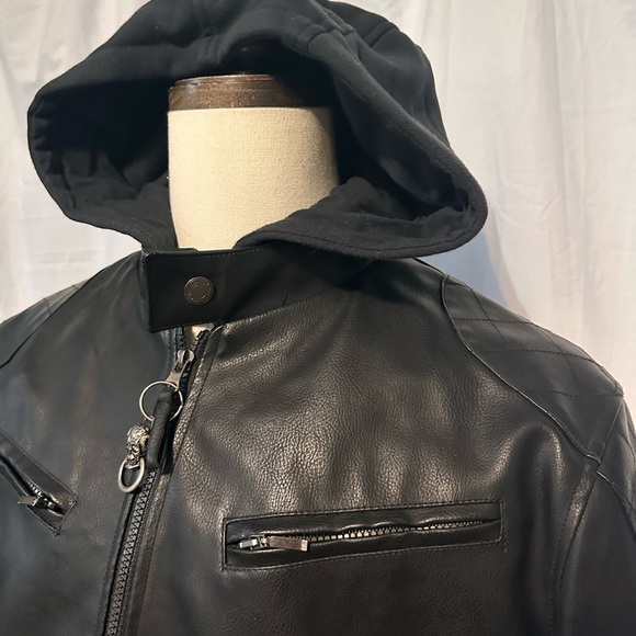 US Polo Assn Leather Jacket. Attached Hood. Quilted Inside. Pockets. Size Large. - Picture 2 of 9